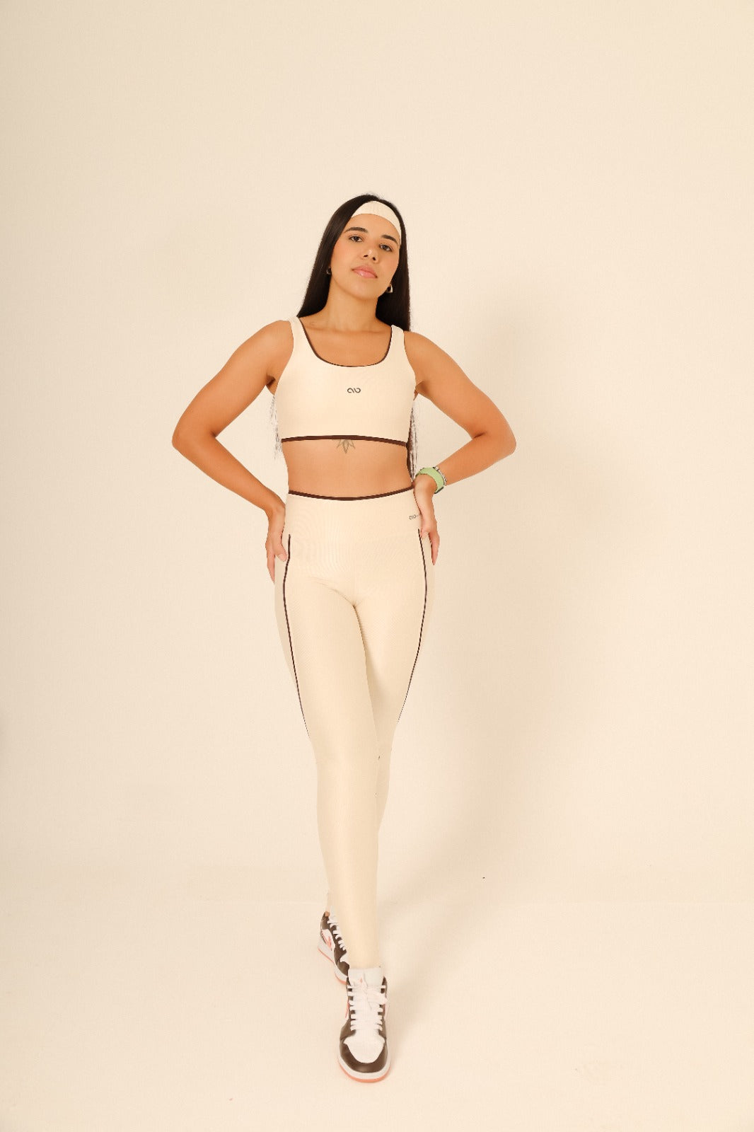 CONJUNTO TOP E LEGGING PRANA